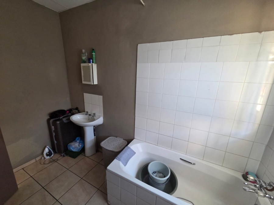 1 Bedroom Property for Sale in Willows Free State